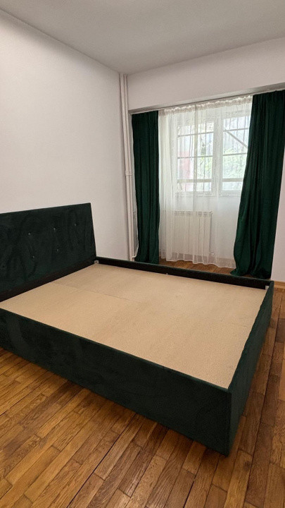 Apartament 3 camere | 200m de metrou