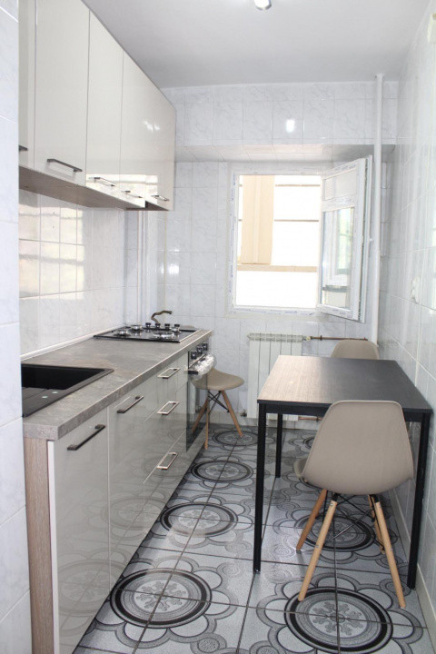 Apartament 3 camere | 200m de metrou