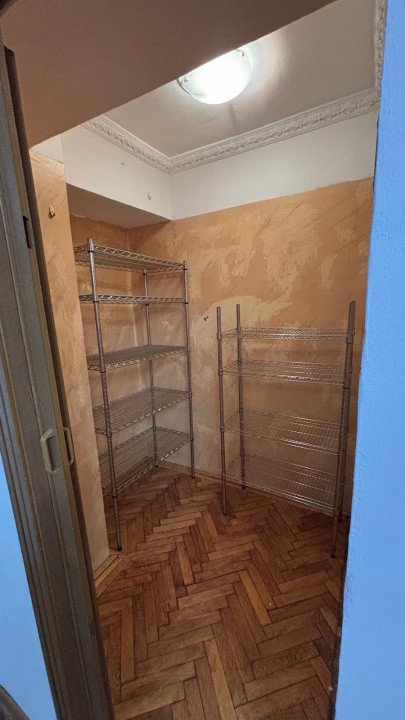 Apartament 3 camere | 200m de metrou