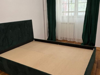 Apartament 3 camere | 200m de metrou