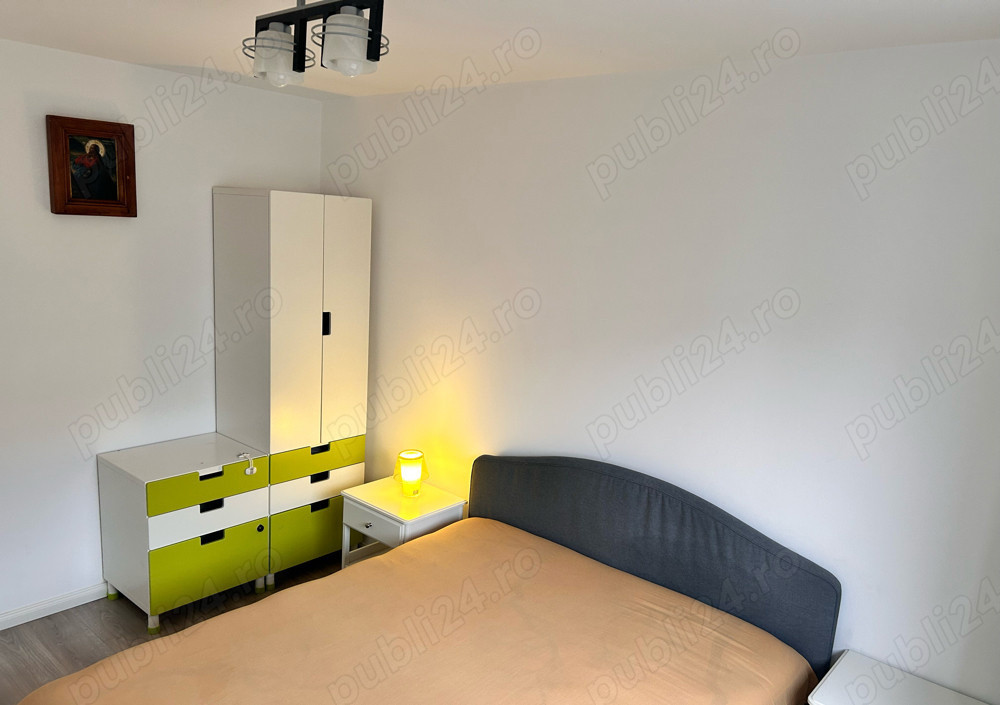 Apt cu 3 camere - inchiriere