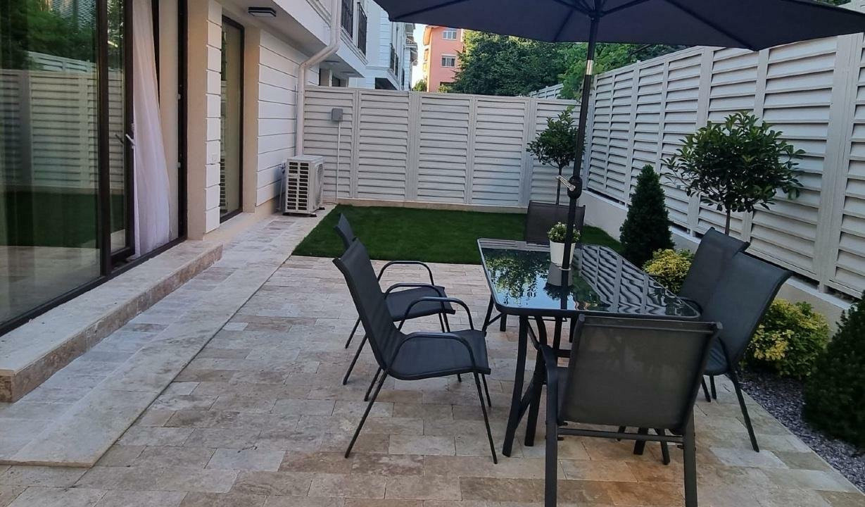 Prima inchiriere, vila stil duplex, 6 camere, 2 locuri de parcare, Veris Pipera