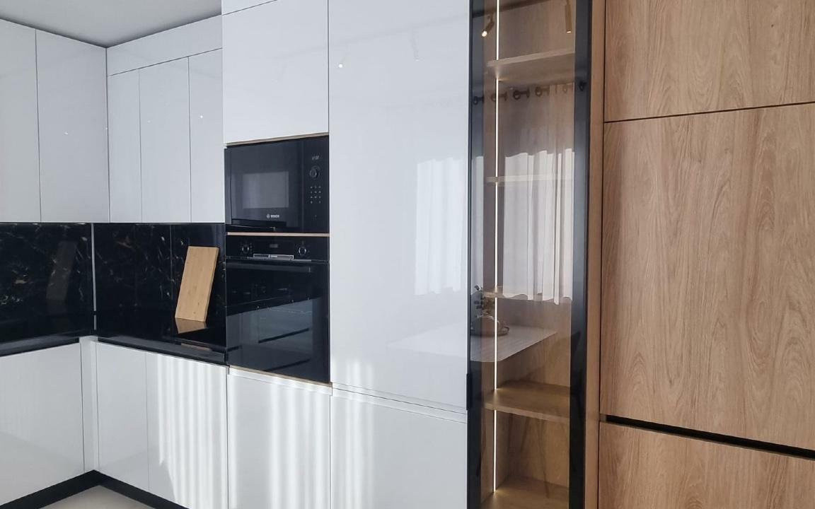 Prima inchiriere, vila stil duplex, 6 camere, 2 locuri de parcare, Veris Pipera