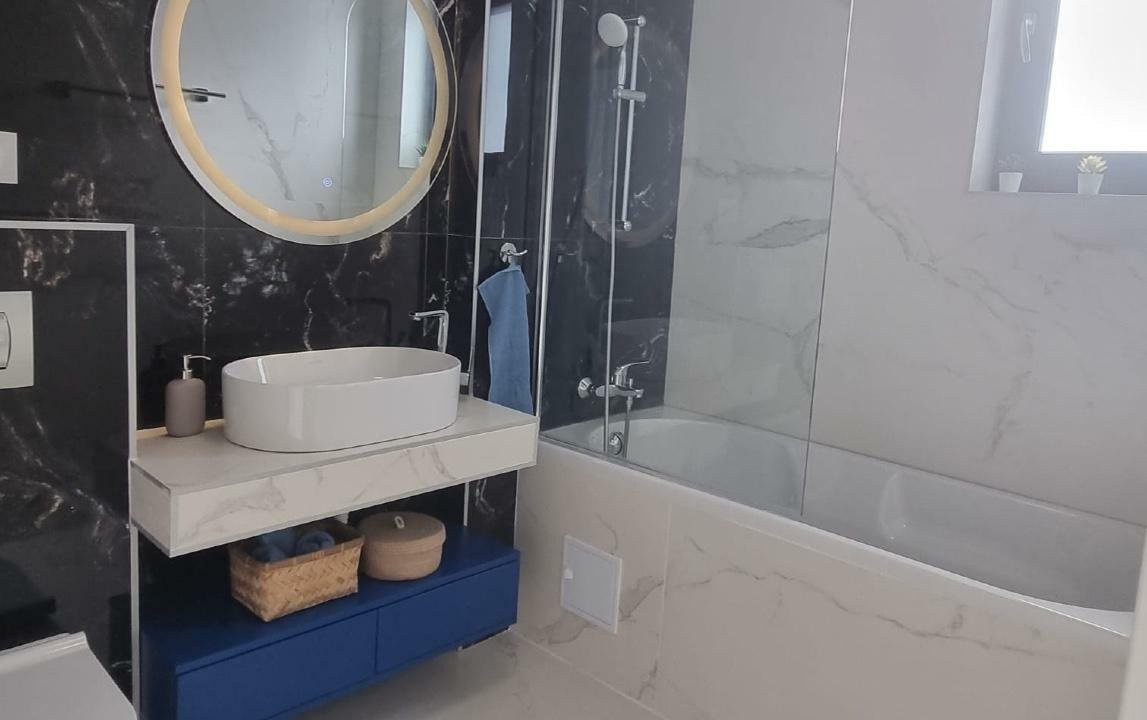 Prima inchiriere, vila stil duplex, 6 camere, 2 locuri de parcare, Veris Pipera