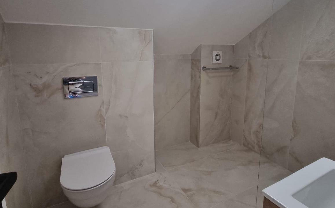 Prima inchiriere, vila stil duplex, 6 camere, 2 locuri de parcare, Veris Pipera