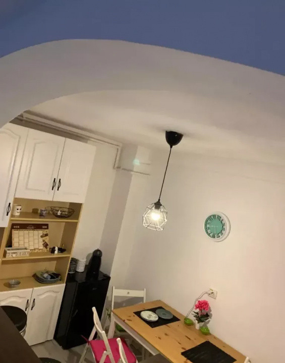 Apartament semidecomandat cu 2 camere, zona Coposu