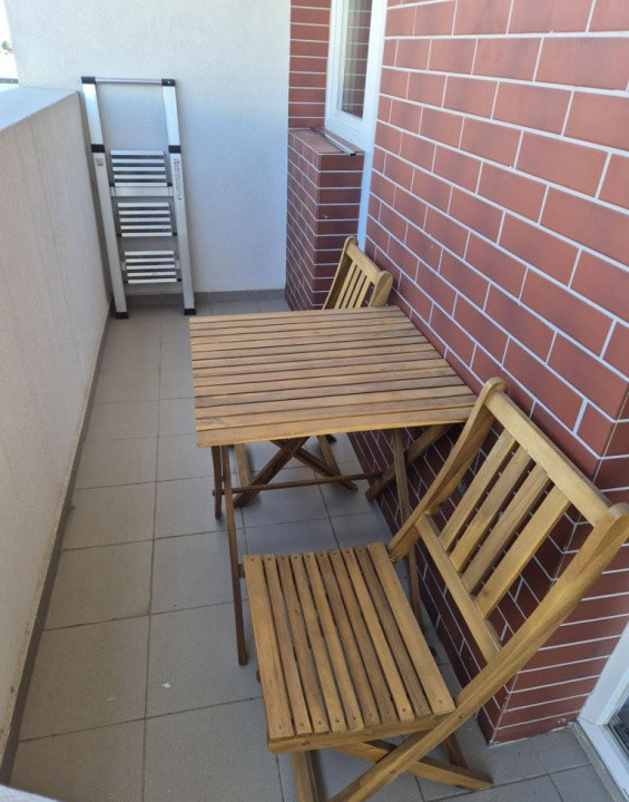 Apartament decomandat cu 2 camere  in Berceni 