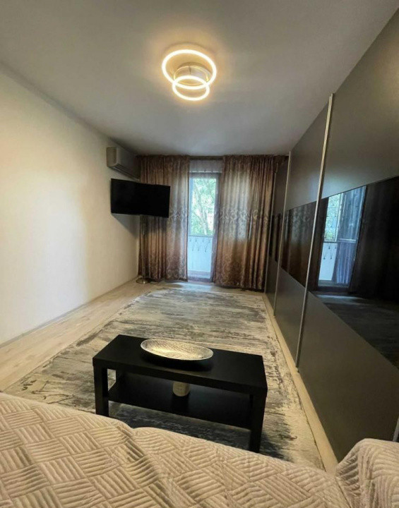 Apartament decomandat cu 2 camere  in Lujerului 