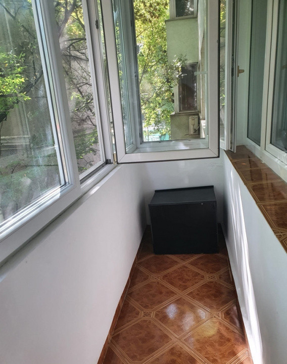 Apartament decomandat cu 2 camere  in zona Eroii Revolutiei 