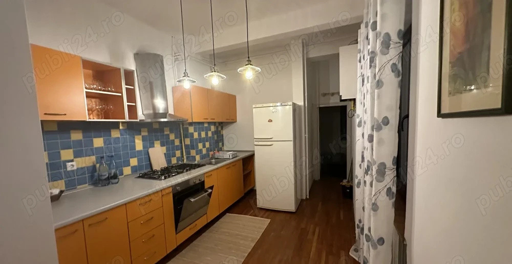 Apartament semidecomandat cu 3 camere, in zona Cotroceni 