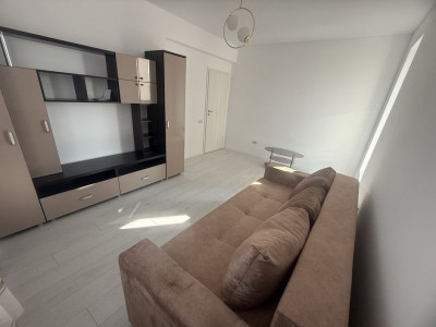 Apartament semidecomandat cu 2 camere, in zona Salaj 