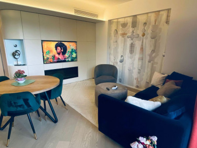 Apartament semidecomandat cu 3 camere  in Cotroceni 