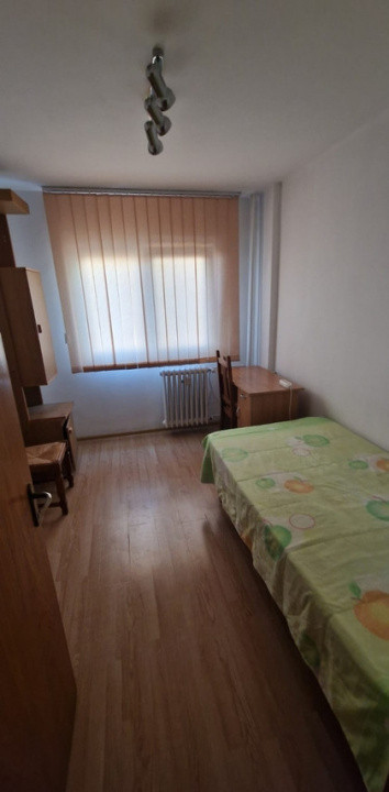 Apartament cu 3 camere in zona Obor