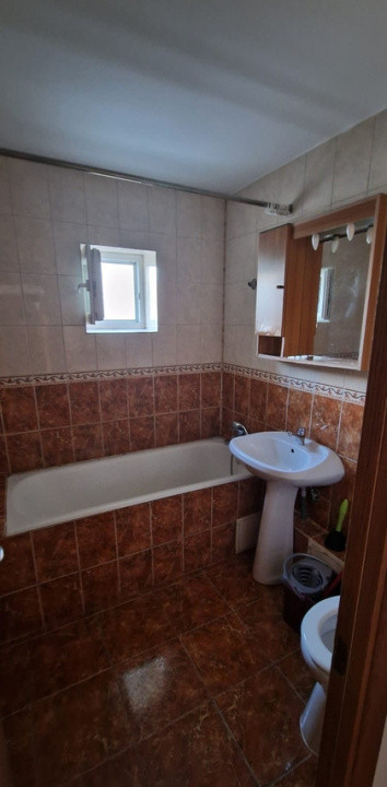 Apartament cu 3 camere in zona Obor