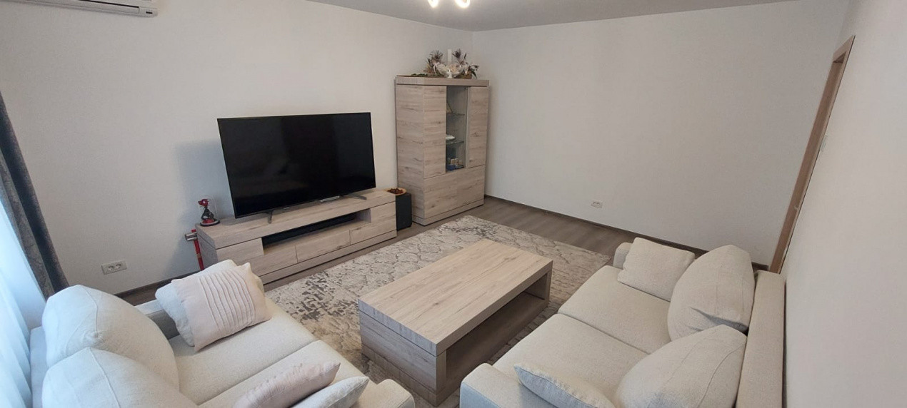 Apartament 3 camere complet utilat | Bd. Unirii