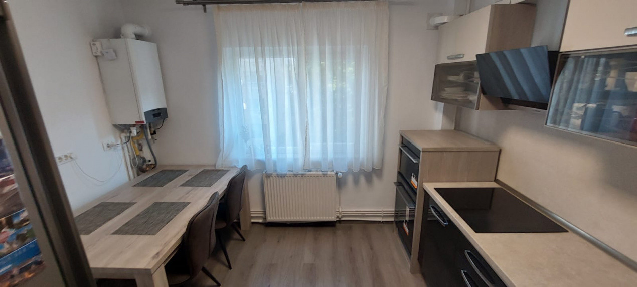 Apartament 3 camere complet utilat | Bd. Unirii