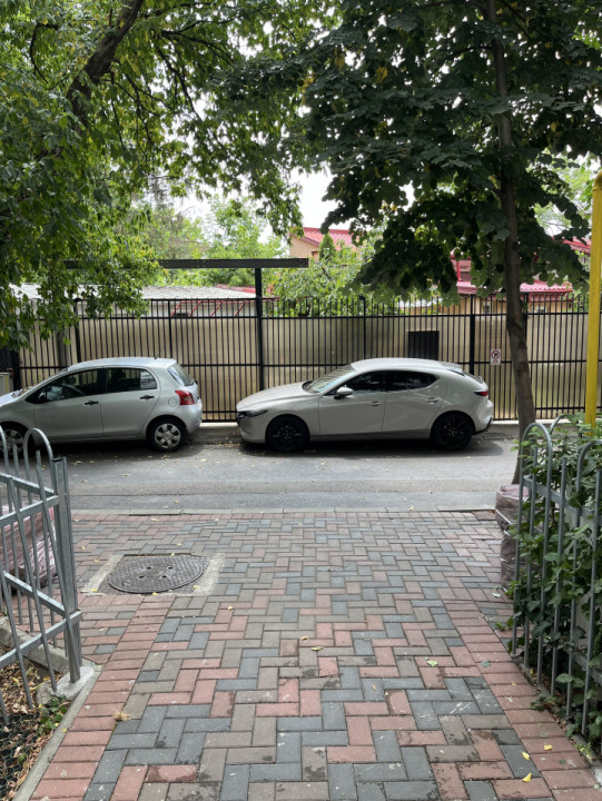 Apartament 3 camere, 65 mp, dec, centrală, reabilitat, metrou, zona Dristor