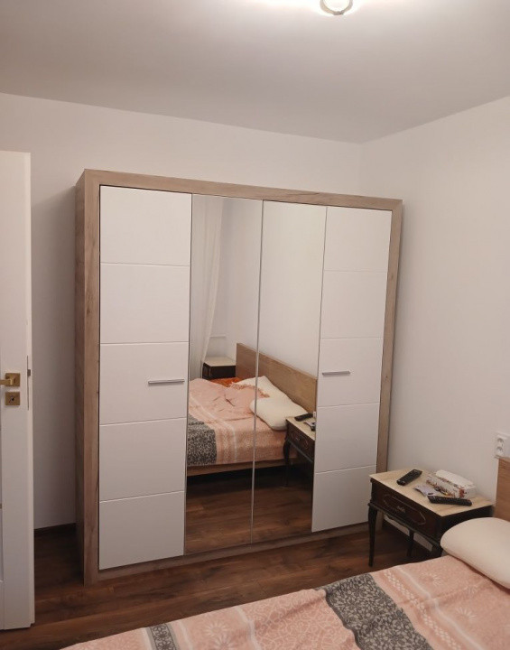 Apartament semidecomandat cu 2 camere in zona Obor 