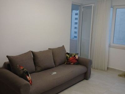 Apartament semidecomandat cu 2 camere in zona Obor 