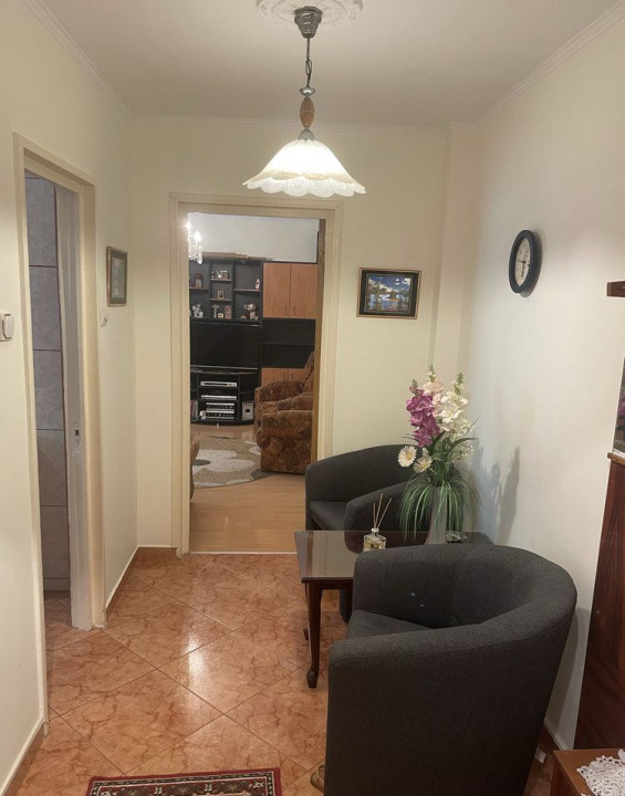 Apartament decomandat cu 2 camere  in Drumul Taberei 