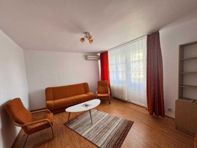 Apartament decomandat cu 2 camere  in Dristor 