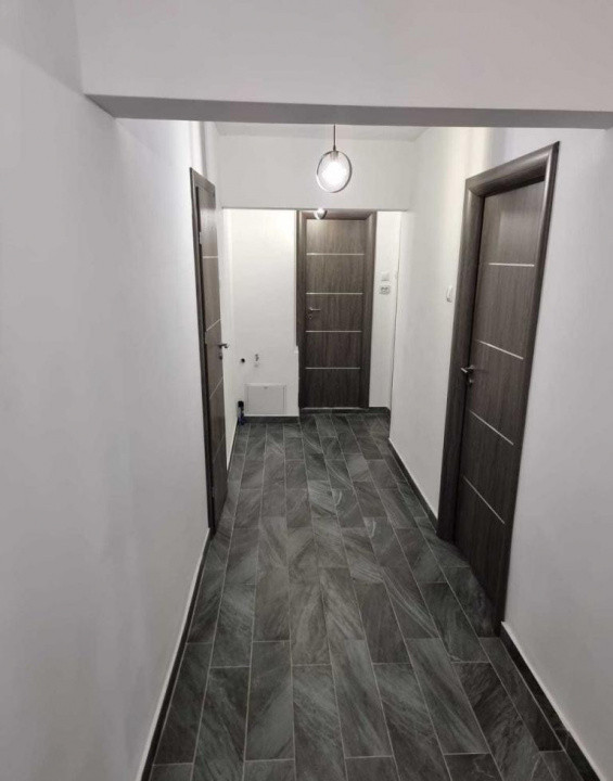 Apartament decomandat cu 3 camere  in Sebastian 