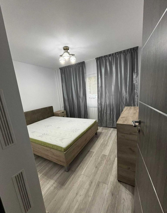 Apartament decomandat cu 3 camere  in Sebastian 