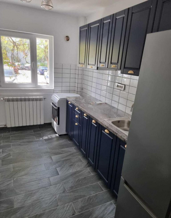 Apartament decomandat cu 3 camere  in Sebastian 