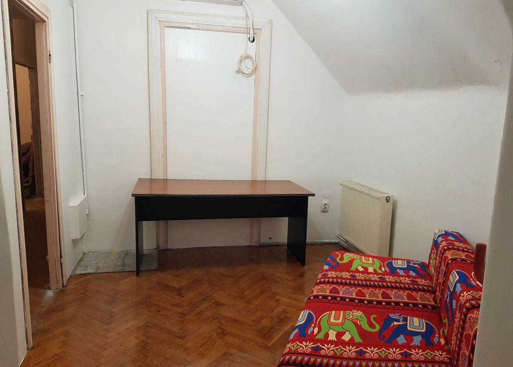 De închiriat | 5 camere + balcon | Parc Carol – Unirii – Tineretului