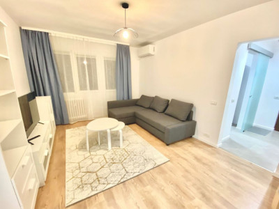 de inchiriat apartament semidecomandat cu 2 camere  in Titan 