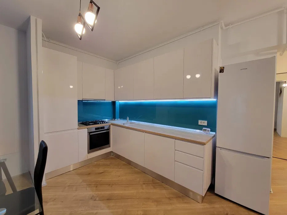 Apartament 3 camere, 113 mp, la cheie, gradina, parcare, zona Pipera Voluntari