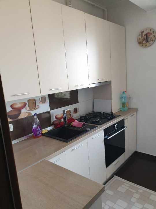 Apartament 2 camere, 1 Mai