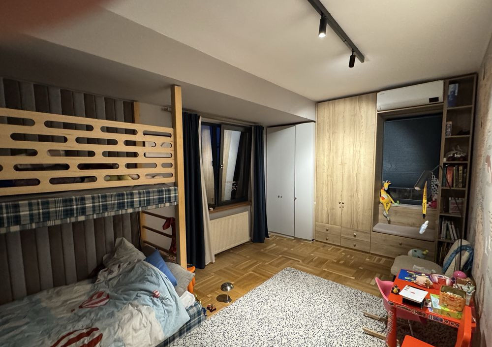Casa individuala, 180 mp, 4 camere, modern,terasa, curte, parcare, zona Aviatiei