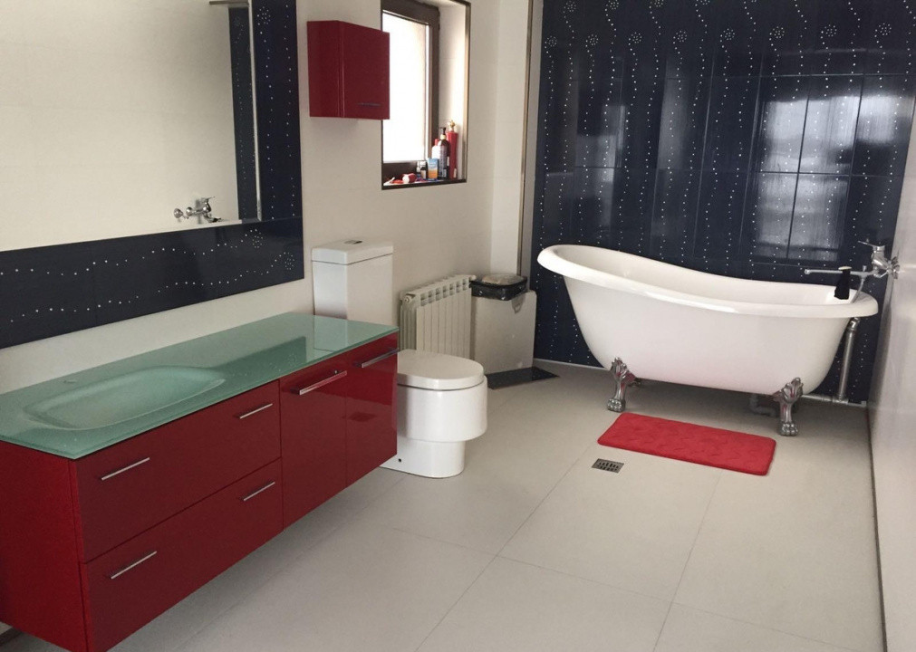 Vila individuală, 300 mp, 5 camere, curte, parcare, zona Nicolae Grigorescu