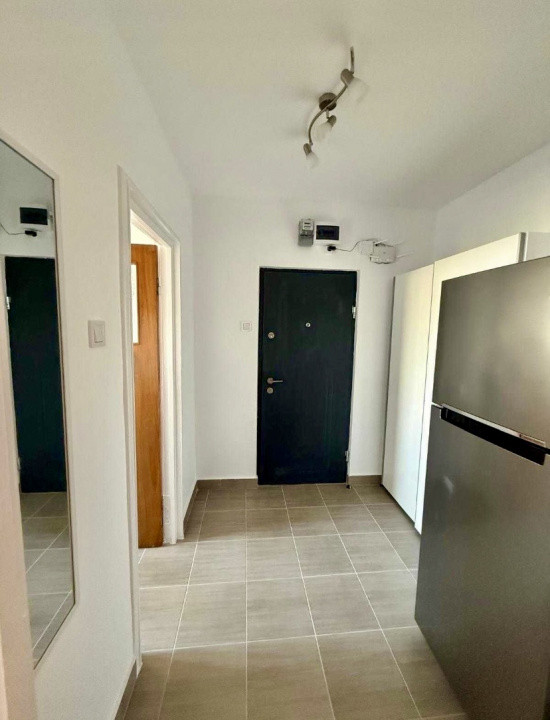 Apartament Titan, Piața Miniș