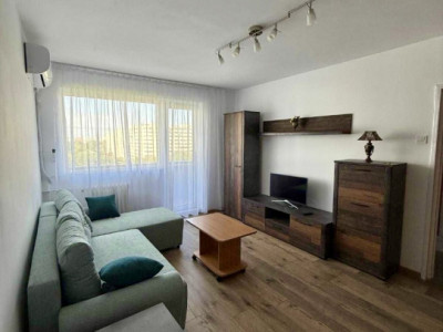 Apartament Titan, Piața Miniș
