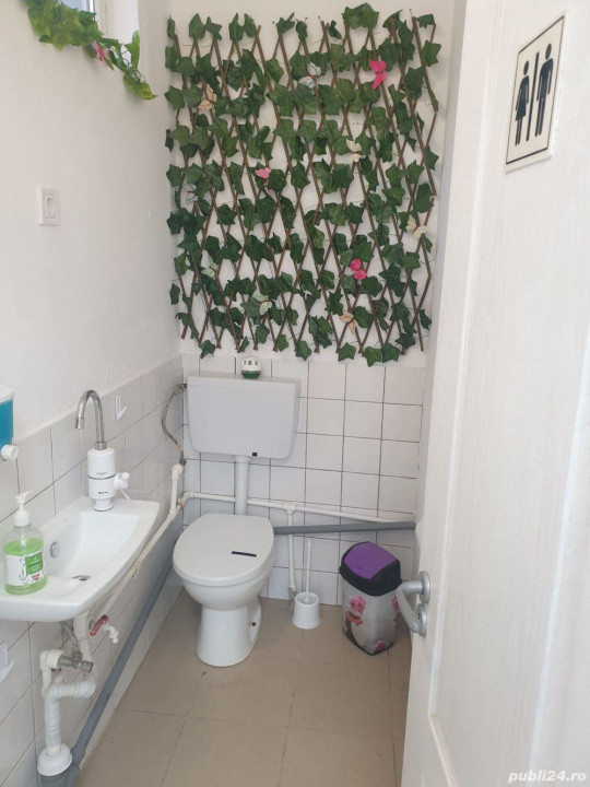 Spatiu comercial, 100 mp, parter+etaj, stradal cu vad excelent, zona Voluntari