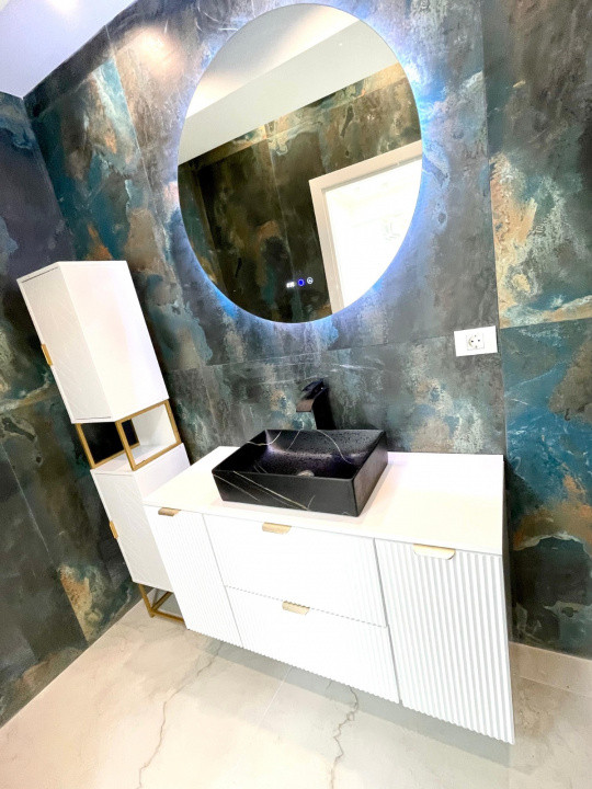 Spatiu comercial 250 mp, parter + et. 1, prima inchiriere, zona Colentina