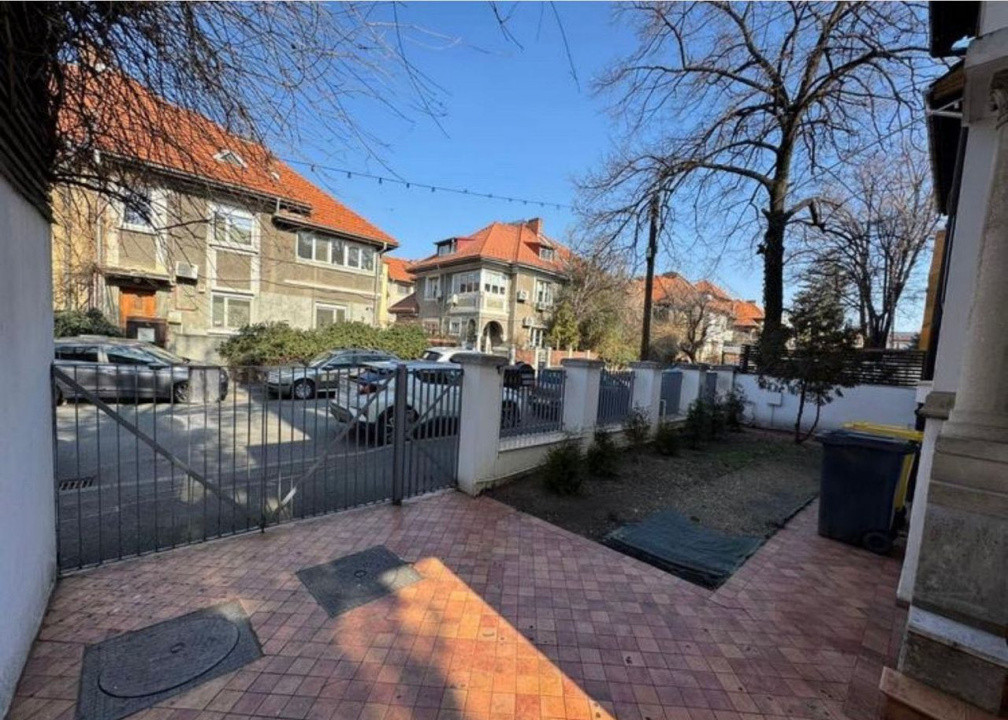 Vila individuala, 8 camere, gradina, terasa, parcare, zona Cotroceni