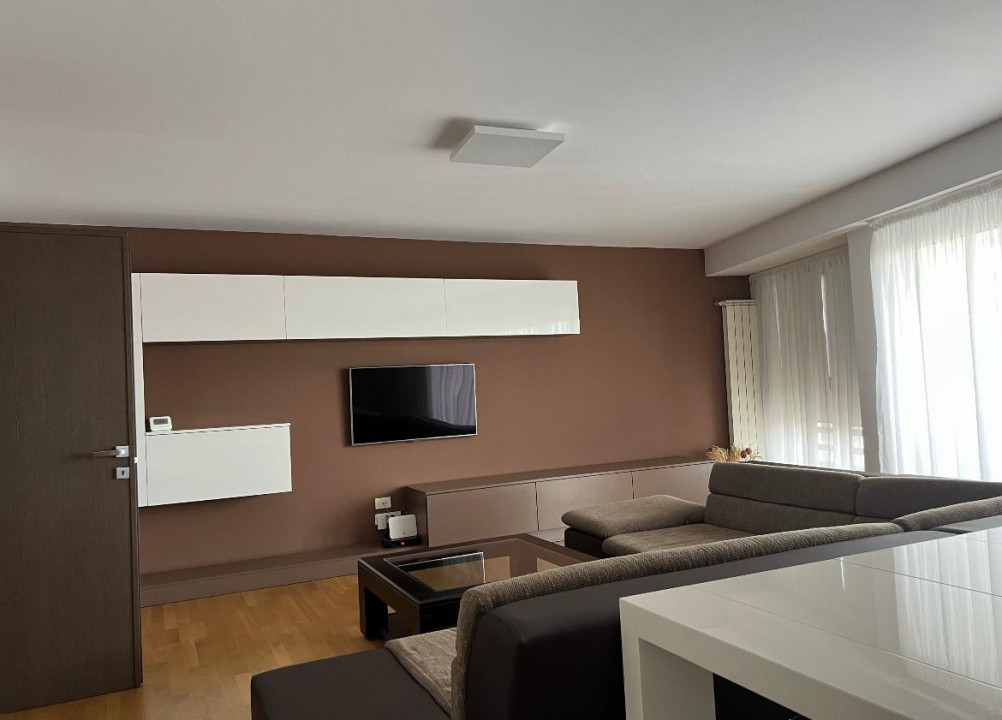 Apartament 2 camere Decebal 