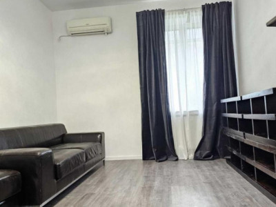 Apartament decomandat cu 3 camere cu loc de parcare inclus, in zona Cotroceni 