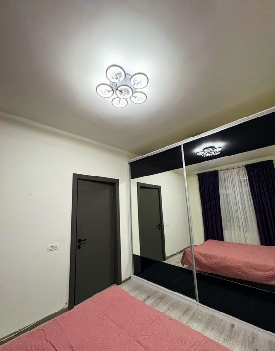 Apartament semidecomandat cu 2 camere, in zona Cotroceni 