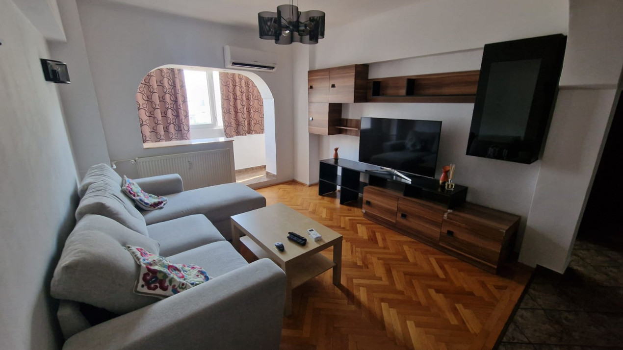 Apartament 13 septembrie 3 camere+Loc Parcare