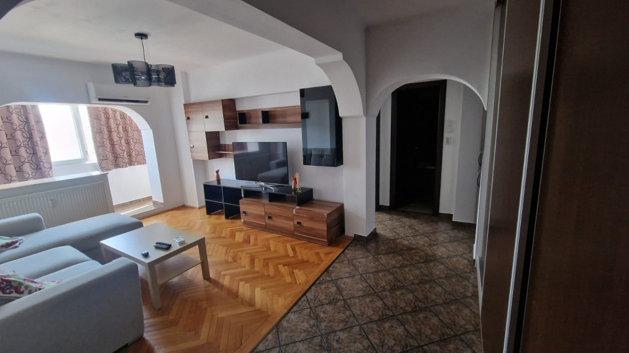Apartament 13 septembrie 3 camere+Loc Parcare