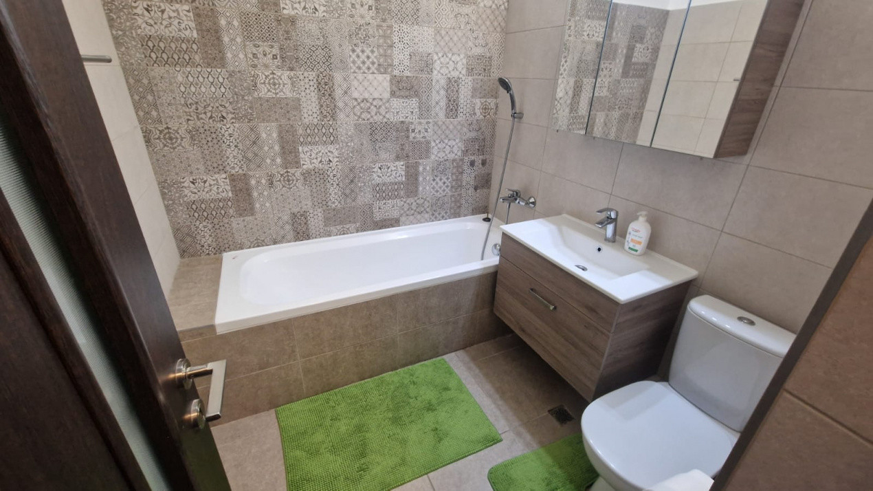 Apartament 13 septembrie 3 camere+Loc Parcare