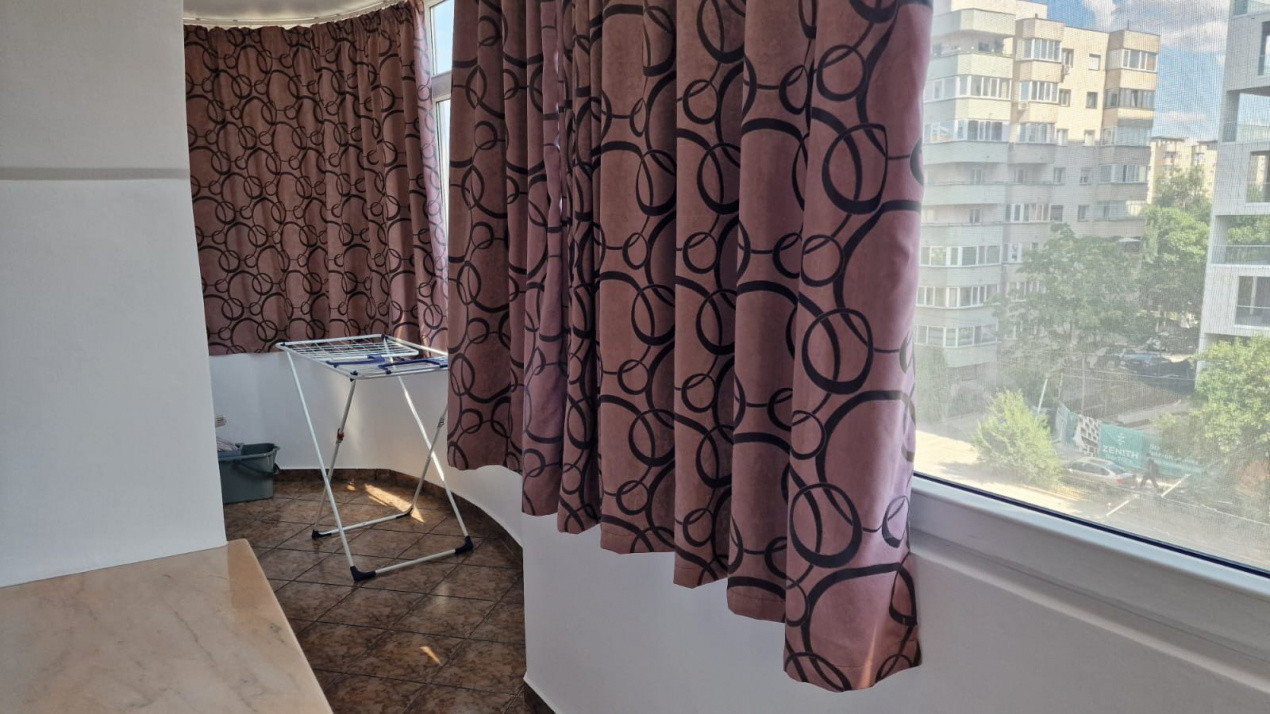Apartament 13 septembrie 3 camere+Loc Parcare