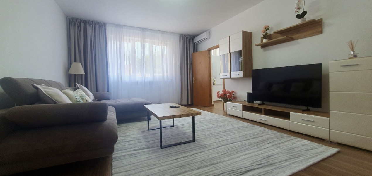 Apartament Bd. Magheru, zona Pța. Romană 