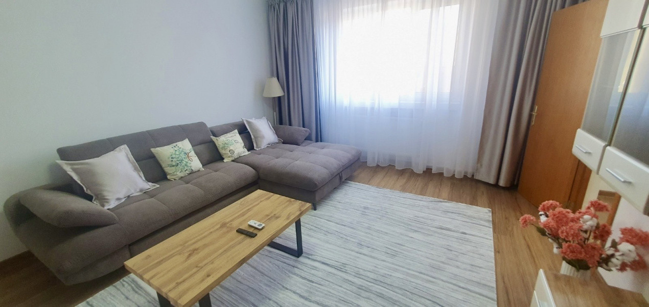 Apartament Bd. Magheru, zona Pța. Romană 