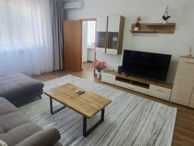 Apartament Bd. Magheru, zona Pța. Romană 