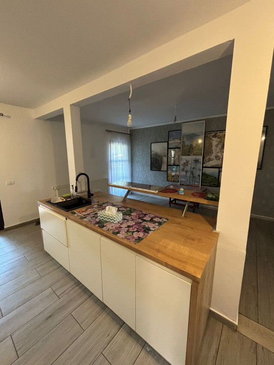 Casa individuala de vanzare P+1 - Tunari